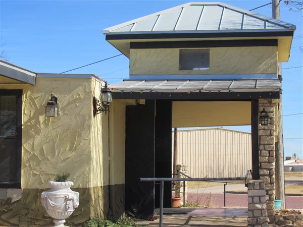 Los Carlos Restaurant & Cantina (2/1/2022 - Credits: Jane Jeschke)