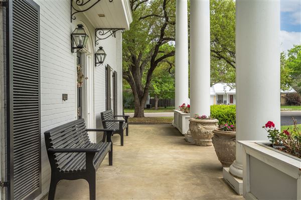 Gambrell House (4/23/2022 - Credits: PhotosbyFel)