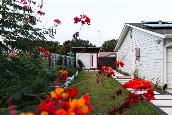 Falcon Ranch ATX (10/1/2021 - Credits: Daytime, outdoor photos taken by Native Edge)