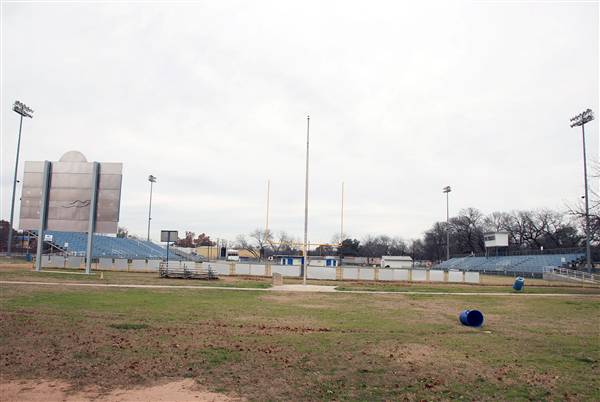 Former Lampasas Junior High (12/15/2009)