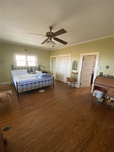 Lewis Farmhouse (9/3/2022)