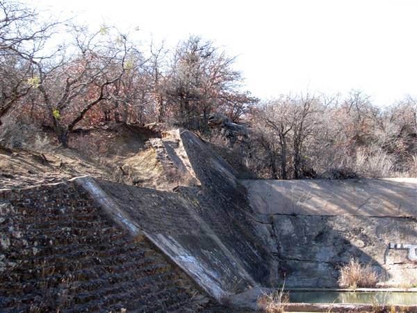 Lake Eastland - Old South Spillway (2/1/2010)