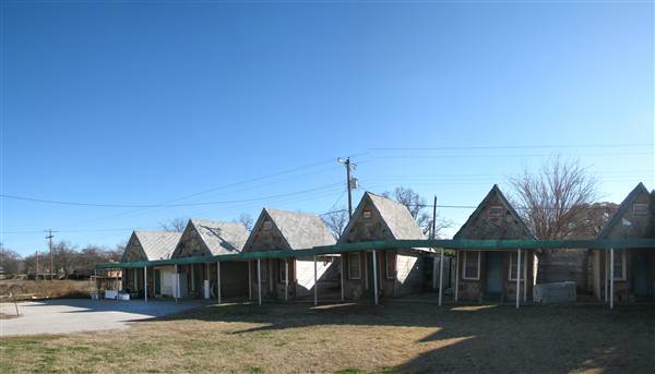 Old Eastland Motel (2/1/2010)