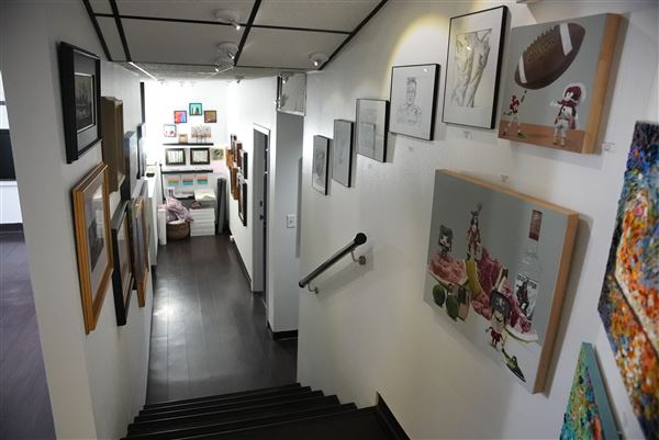 Broadway Contemporary Fine Art Gallery (11/21/2022 - Credits: John Espinoza)