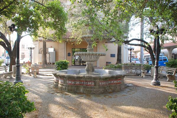City Fountain Park (3/31/2010)