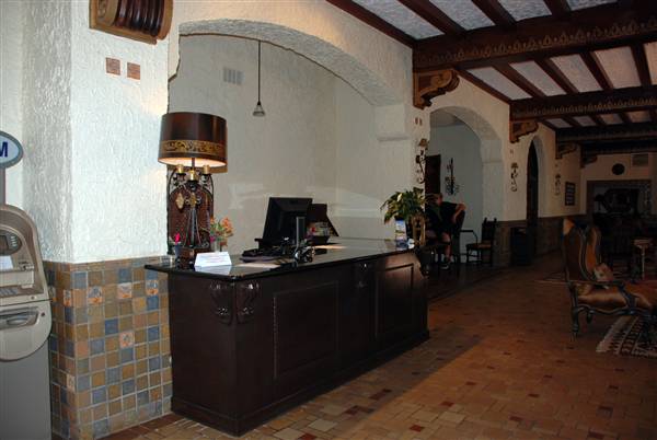 Holland Hotel (6/11/2010)