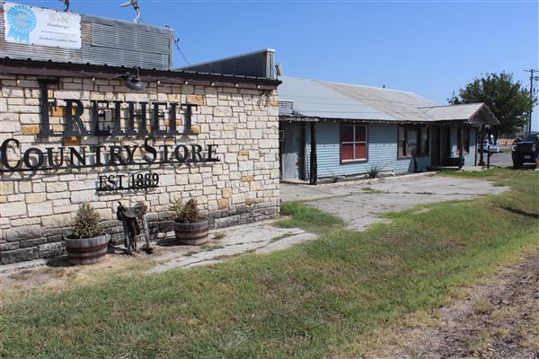 Freiheit Country Store (7/25/2023 - Credits: submitted by: Cody Reimer)