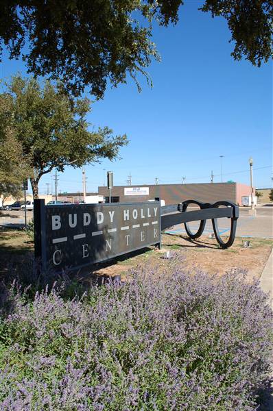 Buddy Holly Center (10/25/2010)