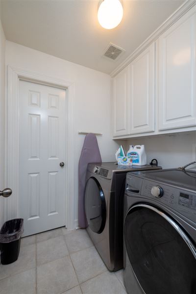 Evergreen Townhome (9/1/2023 - Credits: Red One Management)