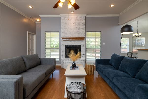 Coffey House (8/1/2023 - Credits: Red One Management)