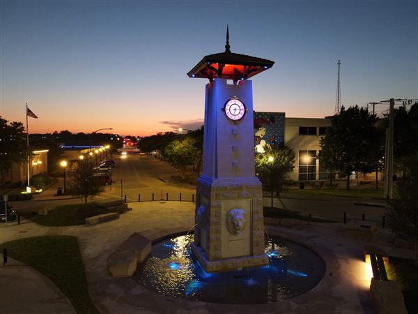 Mineral Wells Public Plaza (7/1/2023 - Credits: submitted by: Jay Warren)