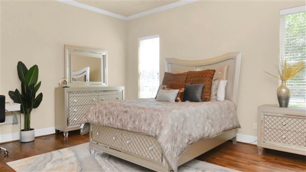 Roots of Royalty Studio / House (7/5/2024 - Credits: submitted by: Pauline Clement)