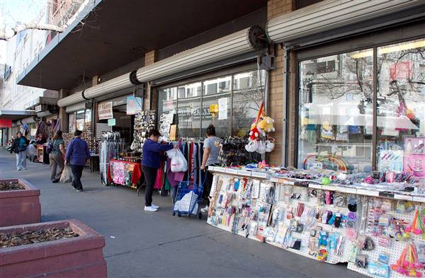 El Paso Downtown - San Antonio Avenue (2/25/2011)