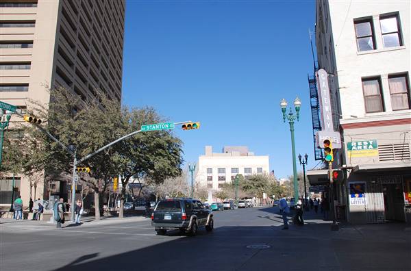 El Paso Downtown - San Antonio Avenue (2/25/2011)