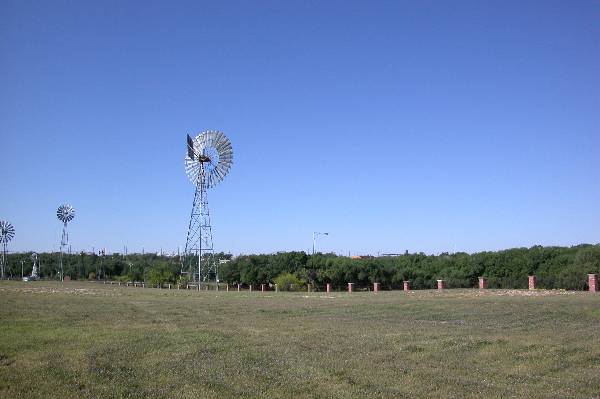 American Windmill Museum (5/4/2004)