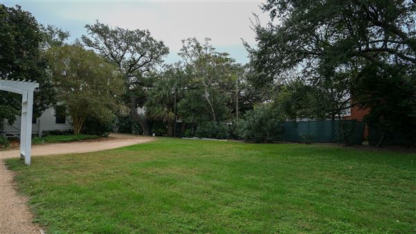Michel B. Menard House (11/6/2024 - Credits: Houston Film Commission)