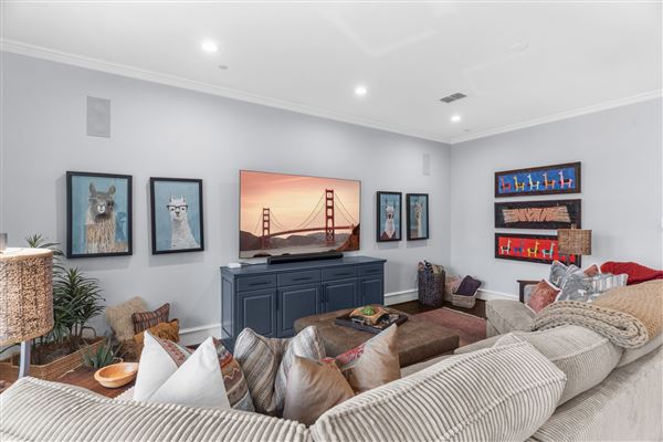 Worthington Condo