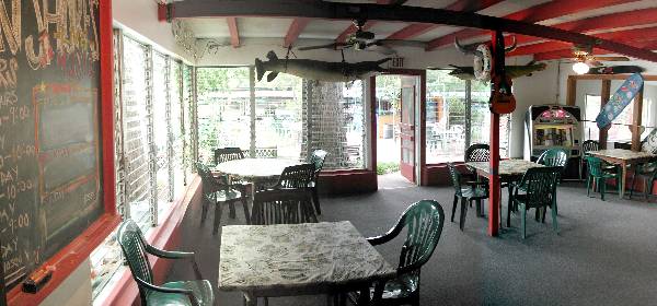 Ski Shores Cafe (12/4/2003)