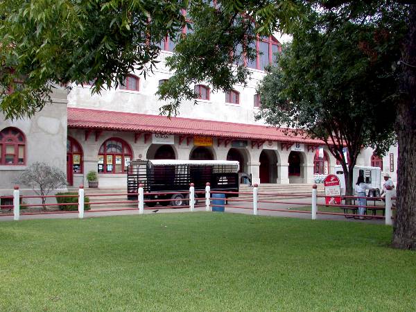 Stockyards Station - Cowtown Colliseum (12/4/2003)