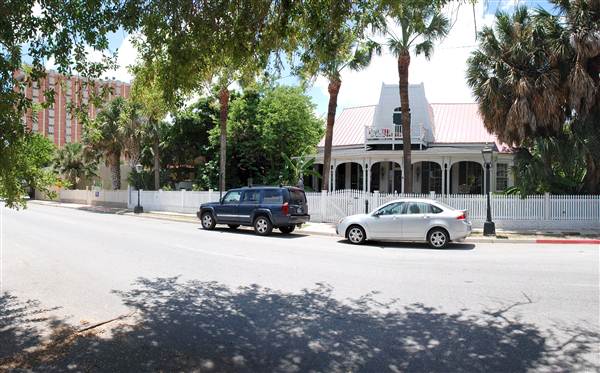 St. Charles Street Historic Neighborhood (8/18/2012)