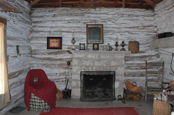 Pioneer Farms - Texian Cabin (9/26/2013)