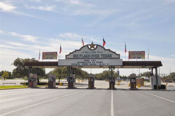 Six Flags Over Texas: Arlington (11/11/2013)
