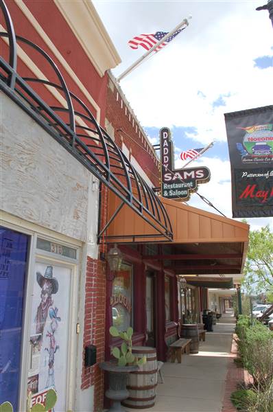Daddy Sam's Saloon (4/30/2014)