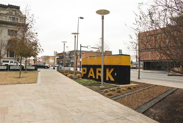 Main Street Garden (1/14/2015)