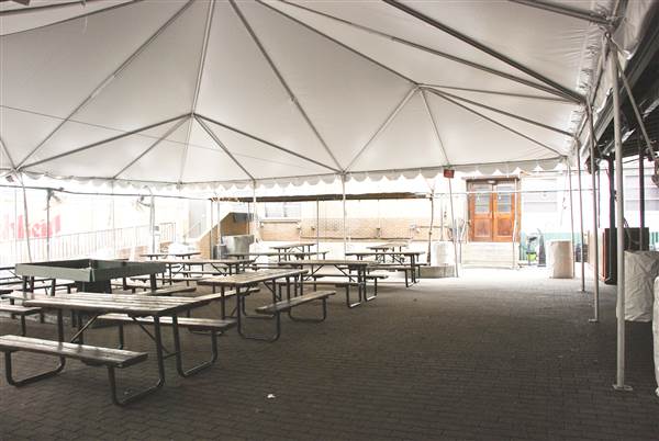 Scholz Garten (2/16/2015)