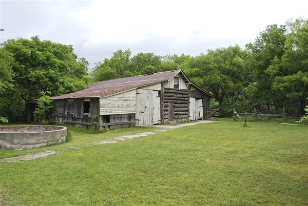 Cedar Hill State Park - Penn Farm (4/13/2015)