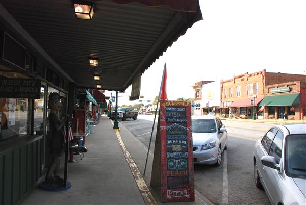 Mineola (10/8/2015)