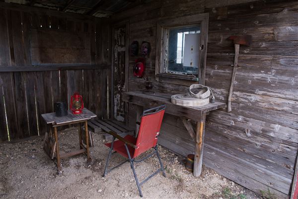 J. Lorraine Ghost Town (12/19/2017)