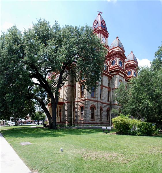 Caldwell County Courthouse (6/8/2017)