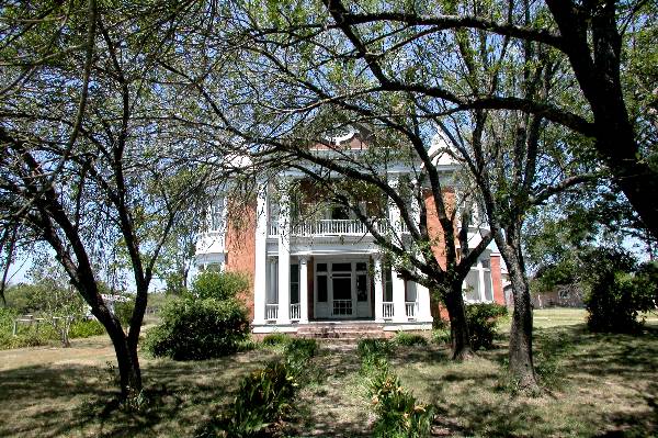 Bloor House (7/21/2003)