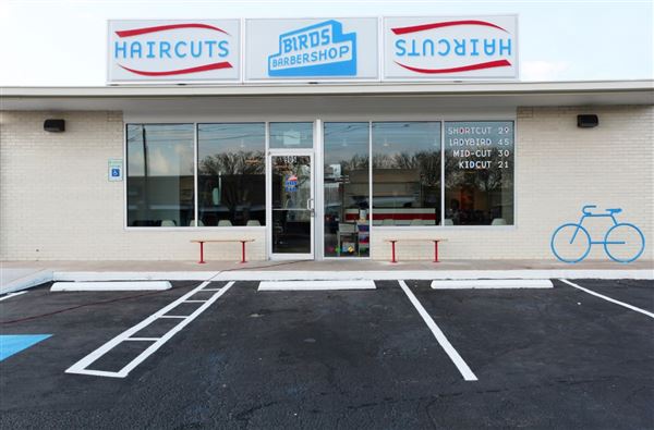 Birds Barbershop - 41st at Red River (10/4/2019)