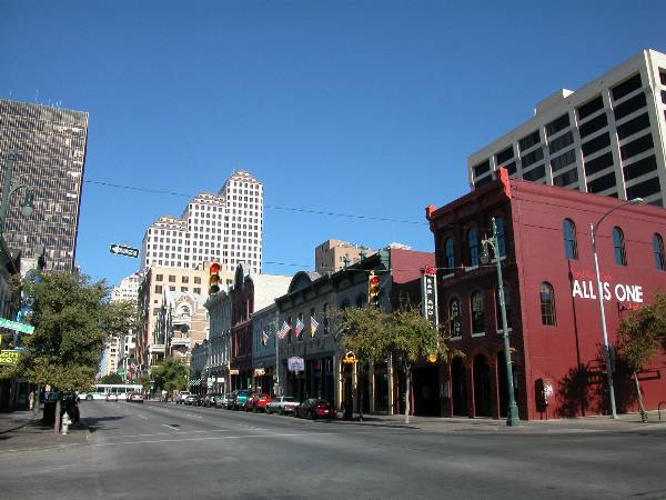 6th Street Retail District (1/23/2003)