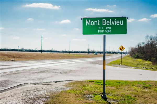 Mont Belvieu - City Welcome Signage (5/3/2021 - Credits: City of Mont Belvieu)