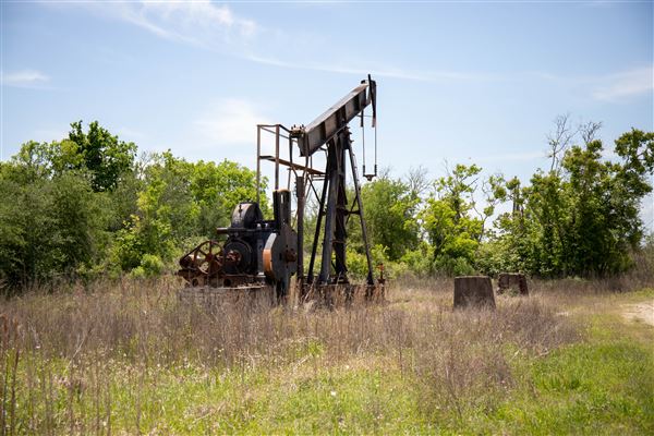 Sun Oil Road / Oil Derricks (5/3/2021 - Credits: City of Mont Belvieu)