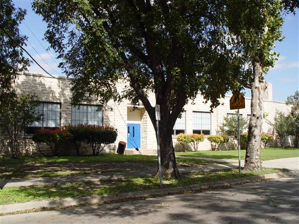 Former Lampasas Junior High (11/12/2009)