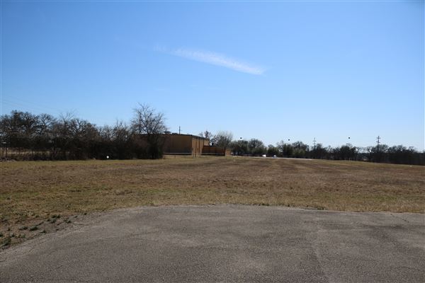 Marlin Municipal Airport (T-15) (2/9/2022 - Credits: Bryan LeMeilleur, Director of Tourism and Marketing)
