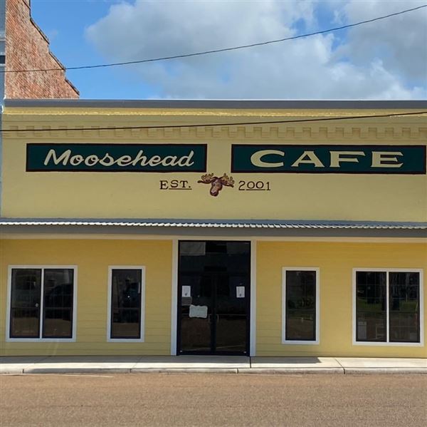 Moosehead Cafe (6/27/2023 - Credits: Liza Clark)