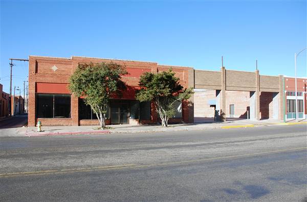 Chadbourne Street Retail District (12/2/2010)