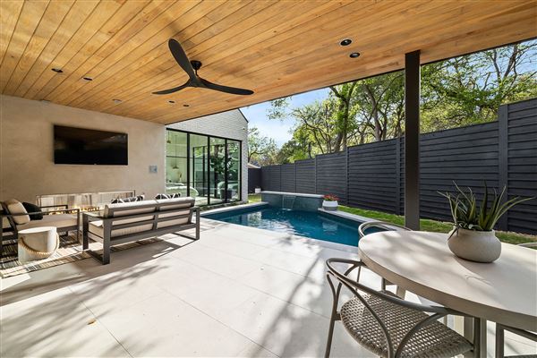 Mosier House (5/25/2024 - Credits: Ramblr Media)