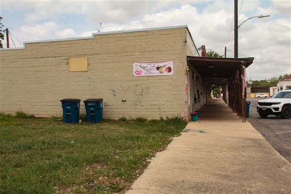 Floresville (4/22/2025 - Credits: Erik McCowan)