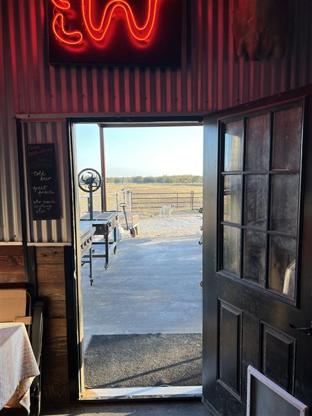 The Arrowhead Bar (11/12/2025 - Credits: Marci Willenberg)