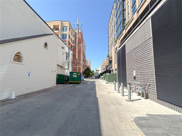 Knox Street (10/3/2025 - Credits: Austin Flores)