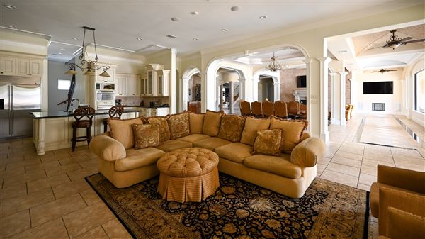 La Mansion Venue (3/7/2023 - Credits: Houston Film Commission)