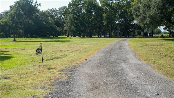 The Oaks of Anahuac (9/12/2025 - Credits: Houston Film Commission)