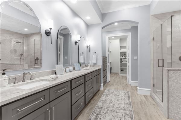 Worthington Condo