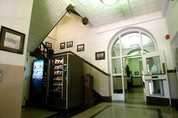 Bastrop County Courthouse (7/22/2003)